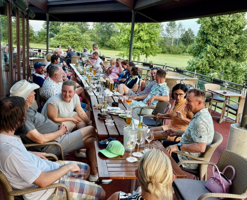 Grillen auf der Clubterrasse