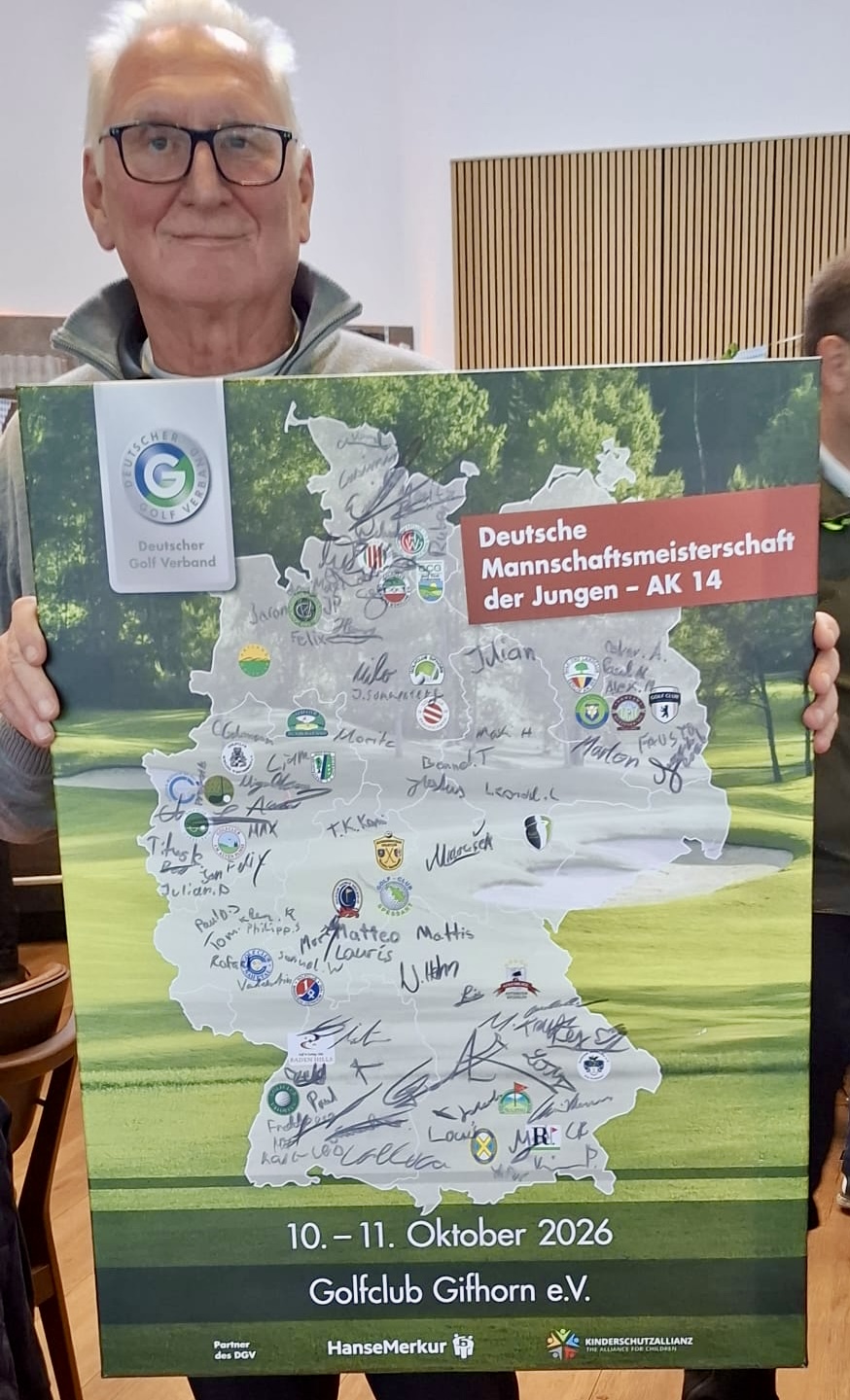 DMM AK 14 _ Frank Schreier mit Plakat DMM AK 14 _ Präsident Frank Schreier mit Plakat